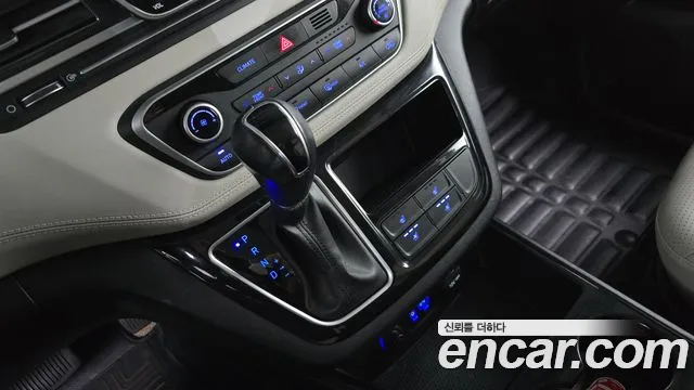 Hyundai The New Grand Starex id 2451453 из Кореи 19