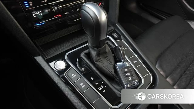 Volkswagen Passat GT (B8) id 4309495 из Кореи 29