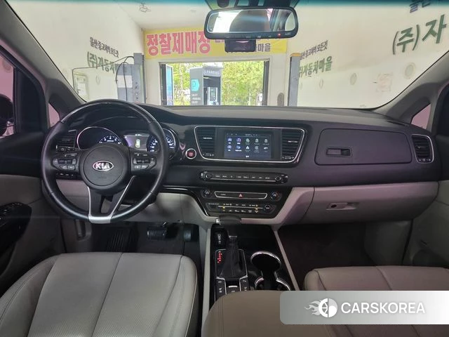 Kia The New Carnival id 4546954 из Кореи 18