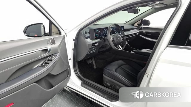 Hyundai Sonata D Edge Hybrid (DN8) id 4880196 из Кореи 33