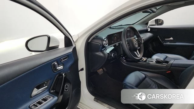 Mercedes-Benz A-Class W177 id 4614872 из Кореи 31
