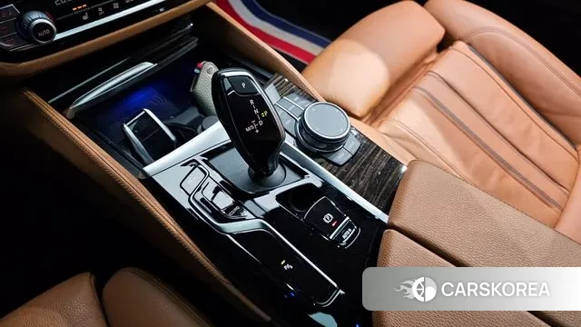 BMW 5 Series (G30) id 3407264 из Кореи 19