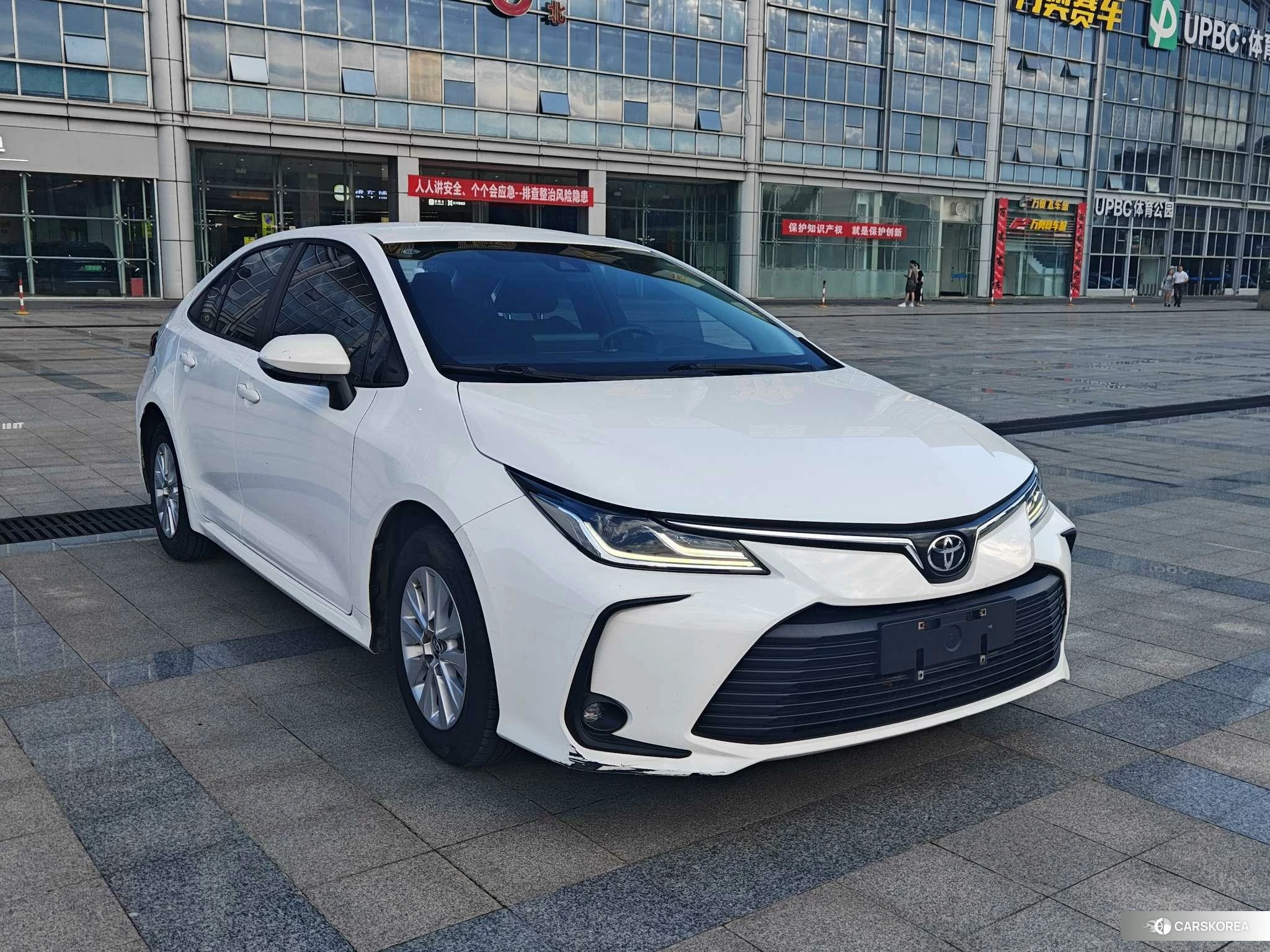 Toyota Corolla id 4413389 из Китая 9
