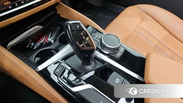 BMW 5 Series (G30) id 3325245 из Кореи 19