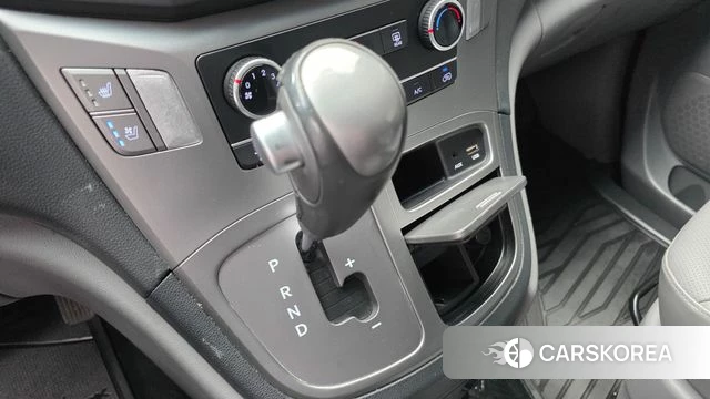 Hyundai The New Grand Starex id 3885797 из Кореи 19