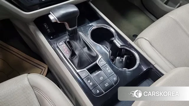 Kia The New Carnival id 3336345 из Кореи 18