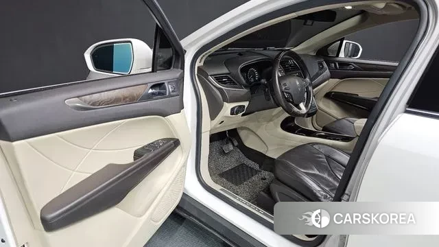 Lincoln MKC id 3713921 из Кореи 19