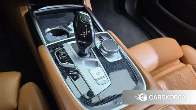 BMW 7 Series (G11) id 3483778 из Кореи 19