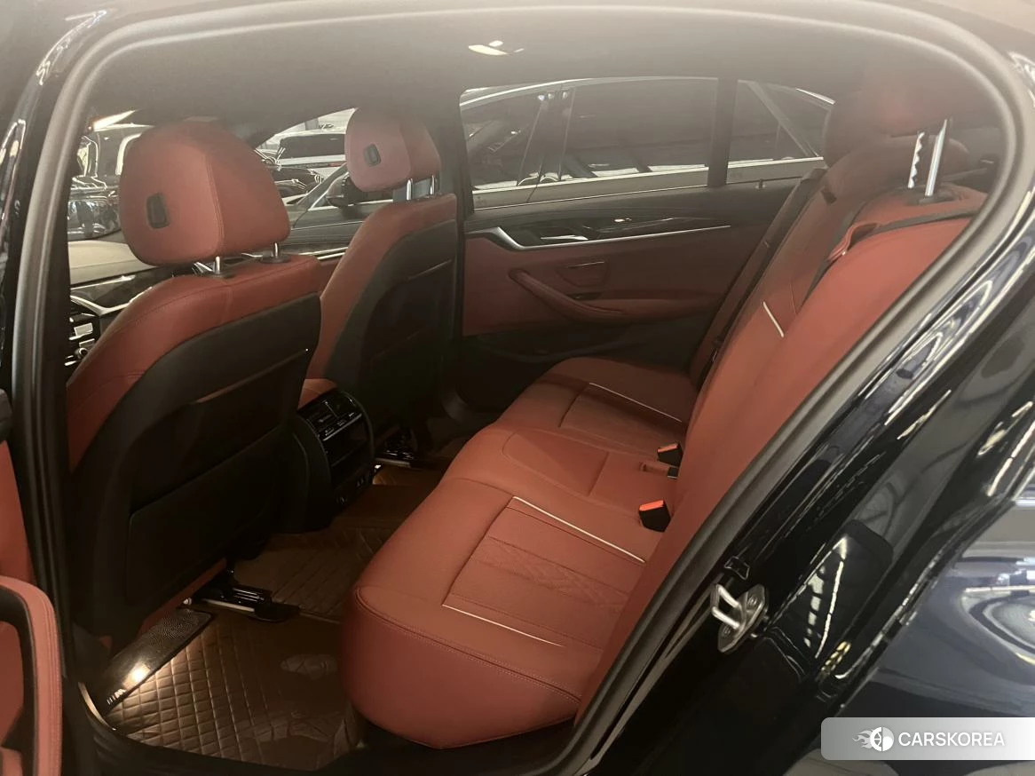 BMW 5 series id 4455143 из Китая 14
