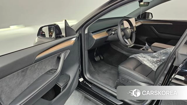 Tesla Model Y id 4488078 из Кореи 33