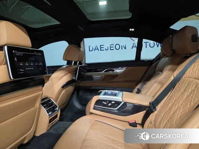 BMW 7 Series (G11) id 3220151 из Кореи 19