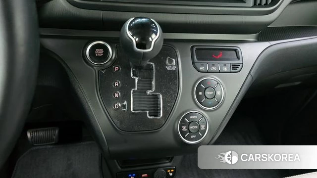 Kia The New Kia Ray id 3841944 из Кореи 19