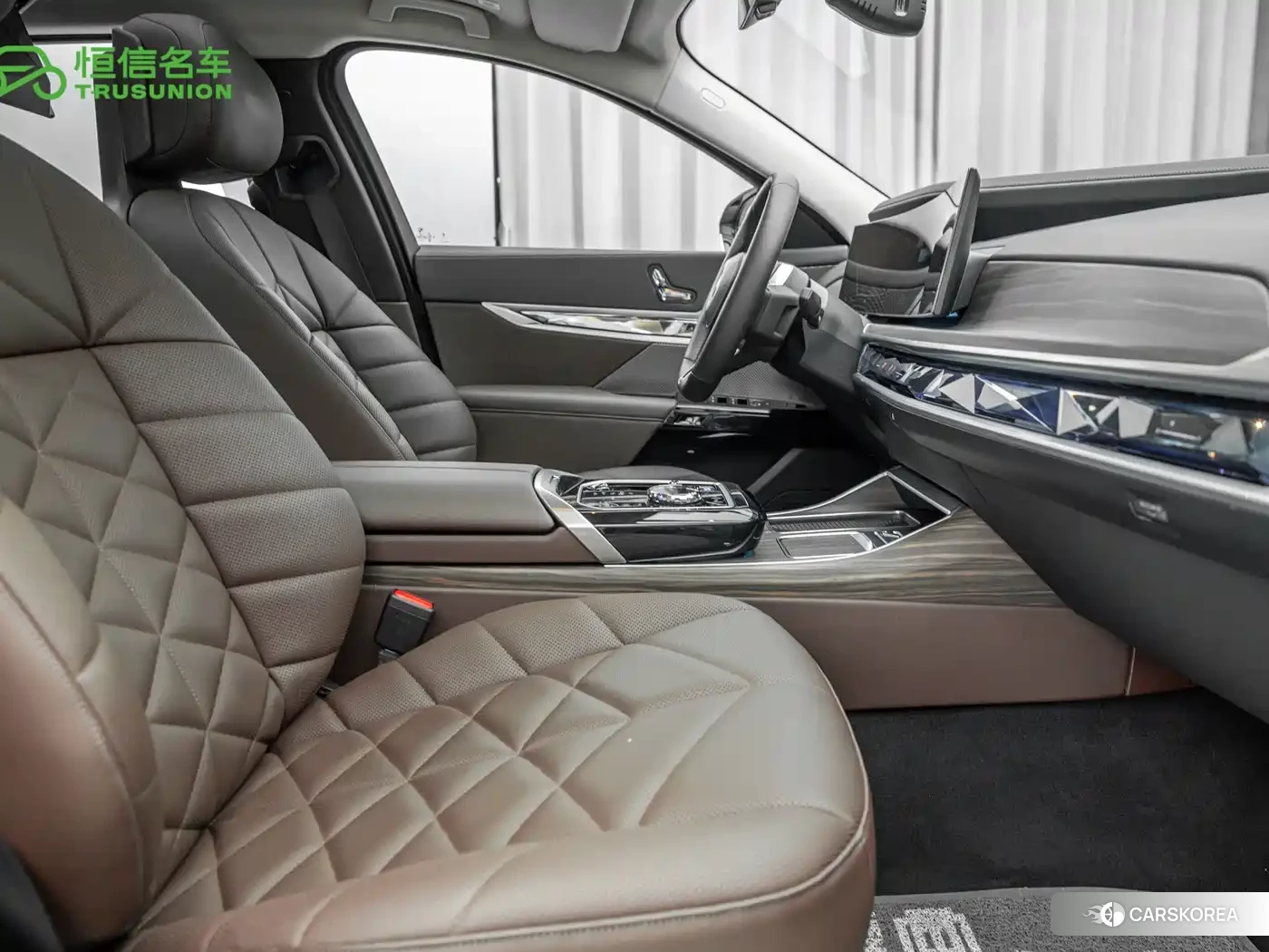 BMW i7 id 4515417 из Китая 19