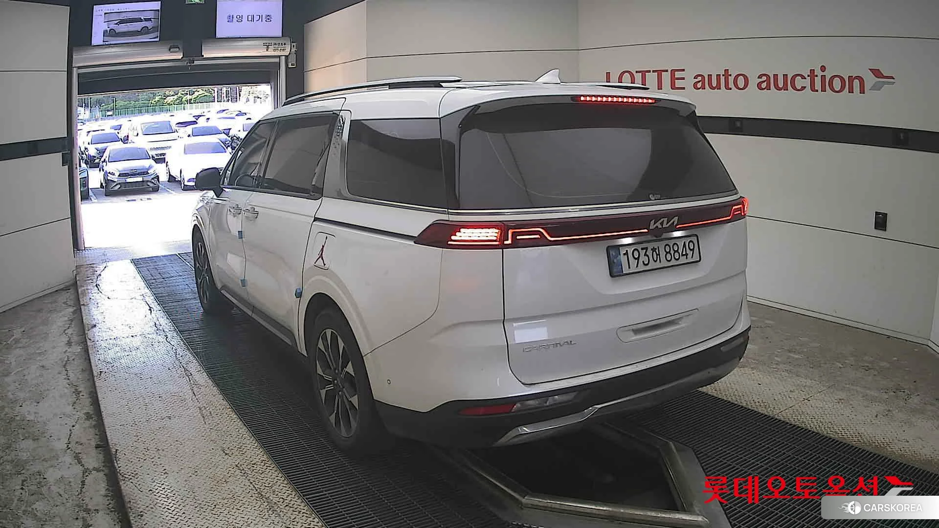 Kia Carnival id 4902338 из Кореи 37