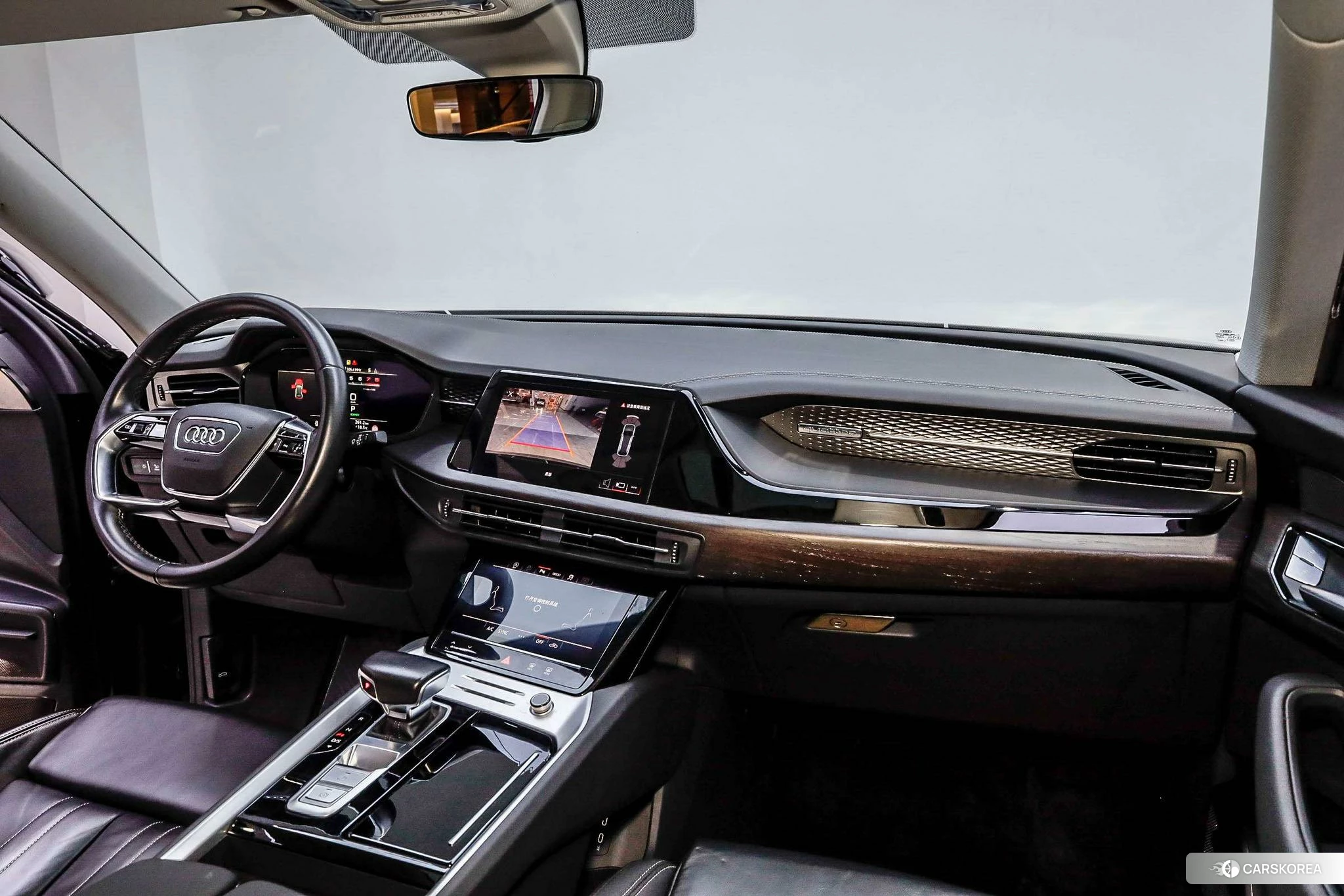 Audi Q6 id 4467942 из Китая 34