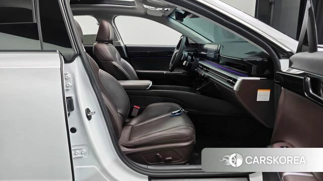 Hyundai Grandeur Hybrid (GN7) id 3826636 из Кореи 19