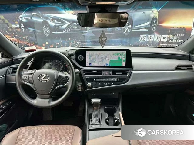 Lexus ES id 4359133 из Китая 13