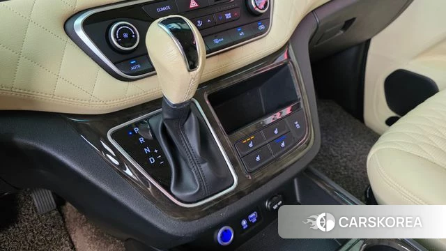 Hyundai The New Grand Starex id 4882147 из Кореи 19