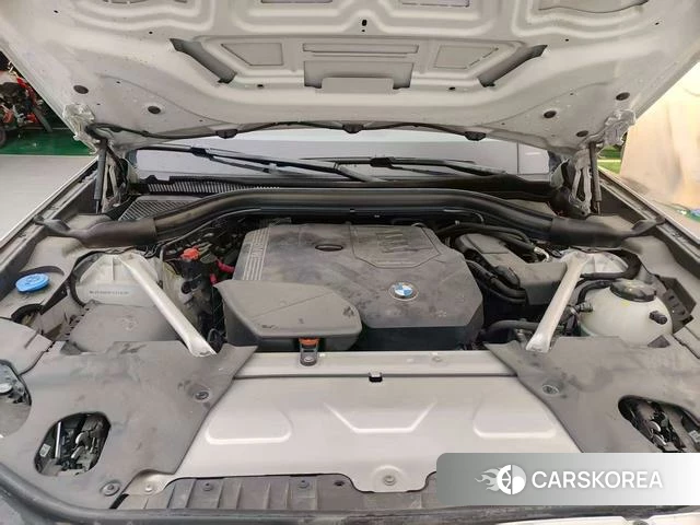 BMW X3 id 4207375 из Китая 17