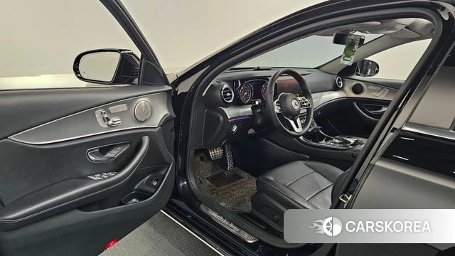 Mercedes-Benz E-Class W213 id 4363318 из Кореи 34