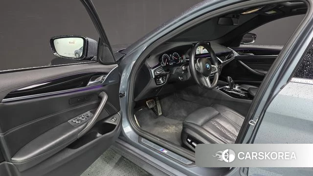 BMW 5 Series (G30) id 3911628 из Кореи 19