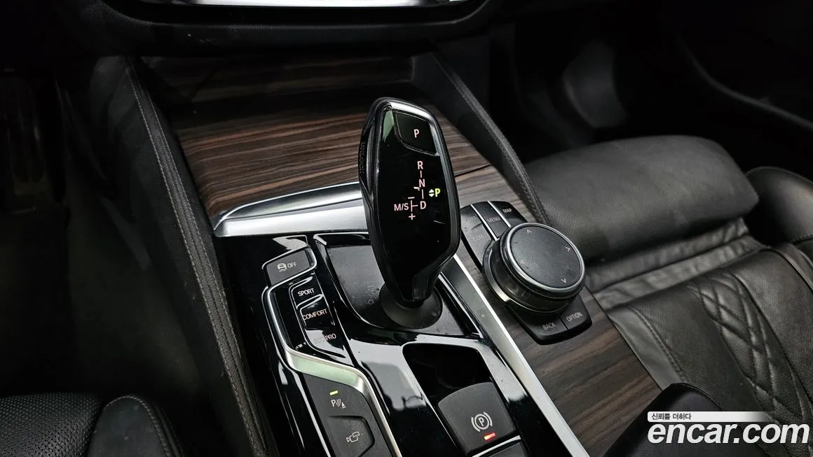 BMW 5 Series (G30) id 1714447 из Кореи 19