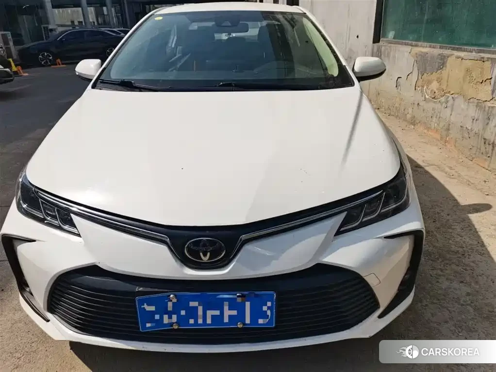 Toyota Corolla id 4538819 из Китая 9