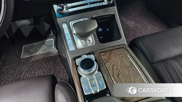 Genesis G90 id 3055416 из Кореи 19