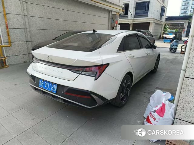 Hyundai Elantra id 4314557 из Китая 9