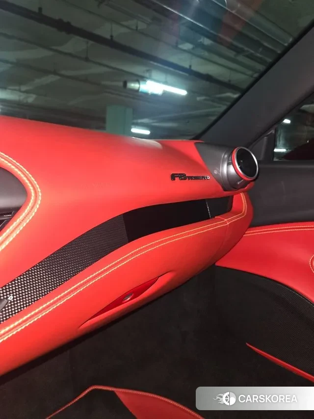 Ferrari F8 Tributo id 3361546 из Кореи 18