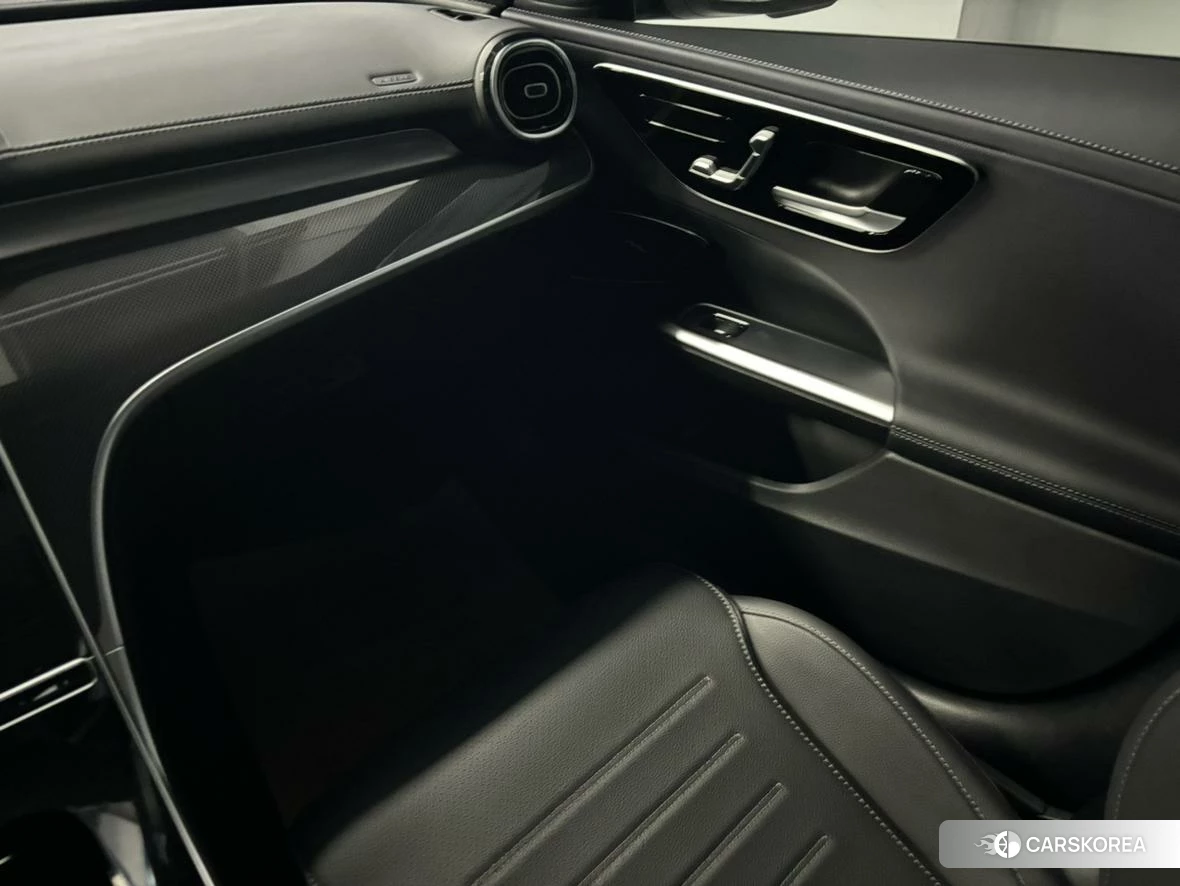 Mercedes-Benz Class C id 4487388 из Китая 13