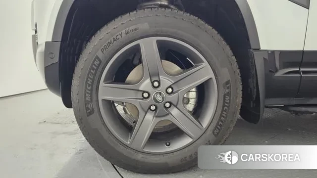 Land Rover Defender (L663) id 3674558 из Кореи 19