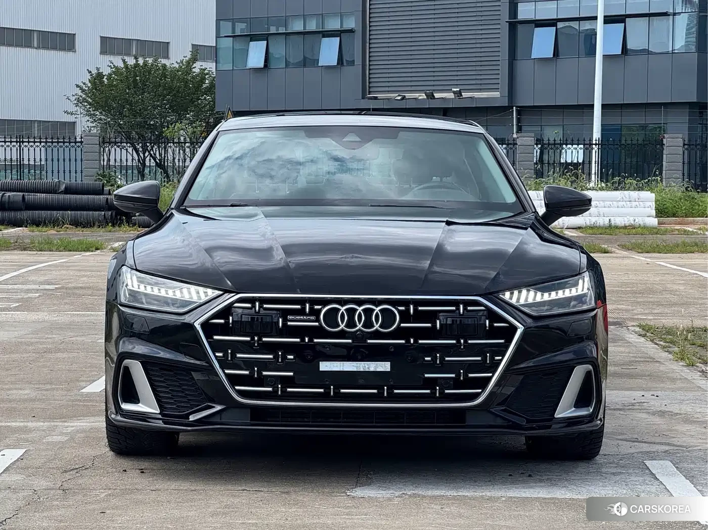 Audi A7L id 4649351 из Китая 10