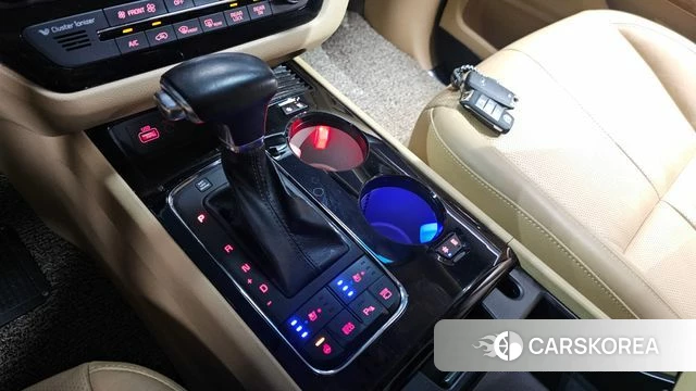 Kia All New Carnival id 4643079 из Кореи 19