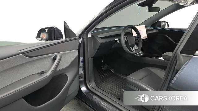 Tesla Model Y id 4468452 из Кореи 31
