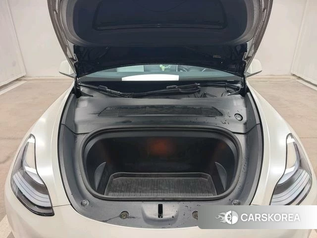 Tesla Model Y id 3908030 из Китая 19