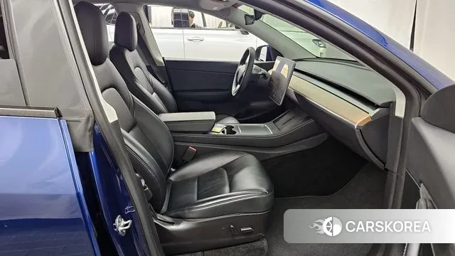 Tesla Model Y id 3645454 из Кореи 19