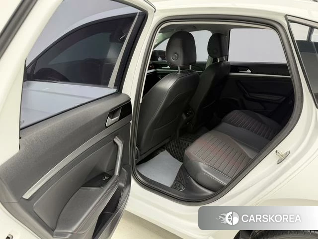 Volkswagen Lavida id 4260475 из Китая 16