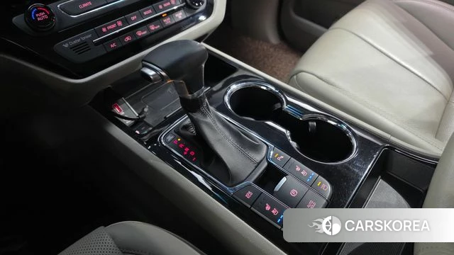 Kia The New Carnival id 3879938 из Кореи 19