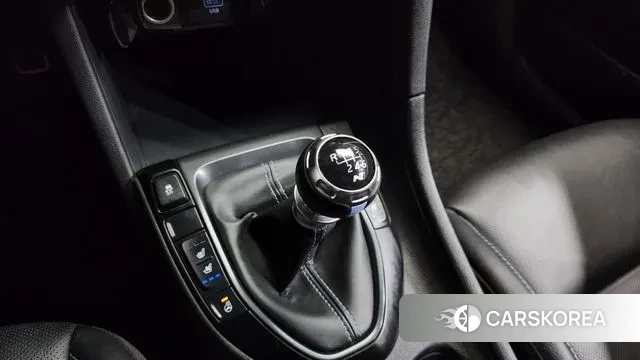 Hyundai Veloster (JS) id 3760229 из Кореи 19