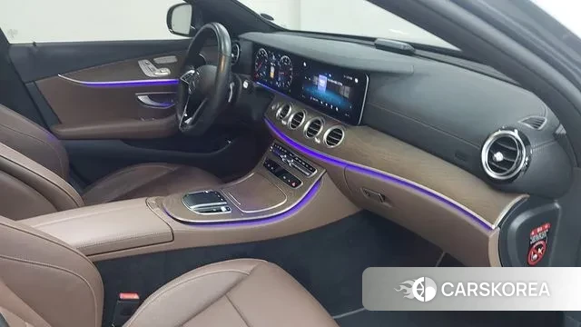 Mercedes-Benz E-Class W213 id 3639777 из Кореи 19