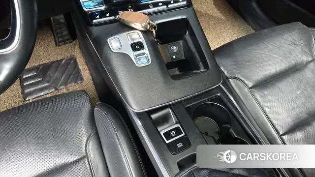 Hyundai The New Grandeur IG id 3567997 из Кореи 19