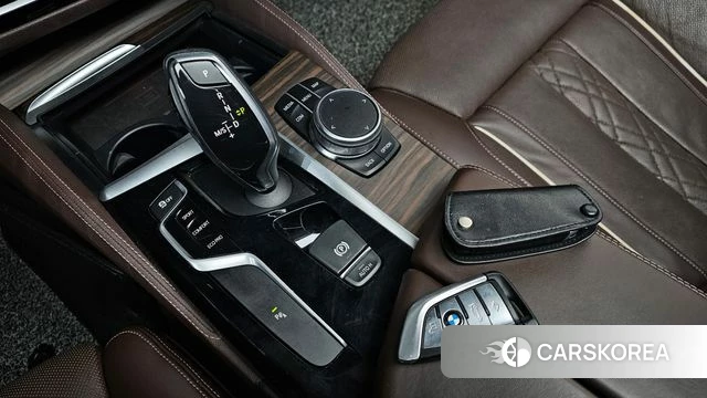 BMW 5 Series (G30) id 3808276 из Кореи 19