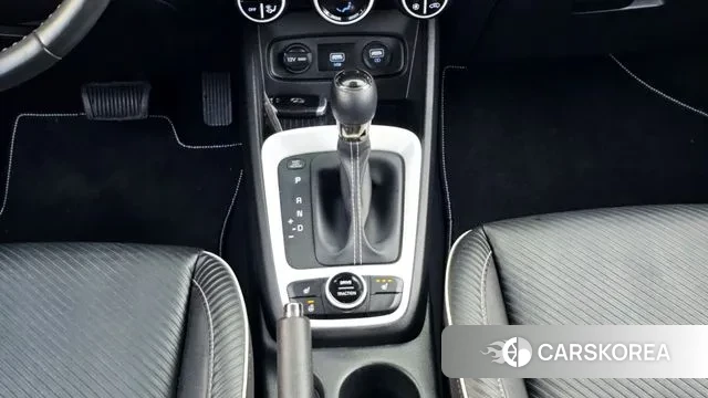 Hyundai Venue id 3656430 из Кореи 19