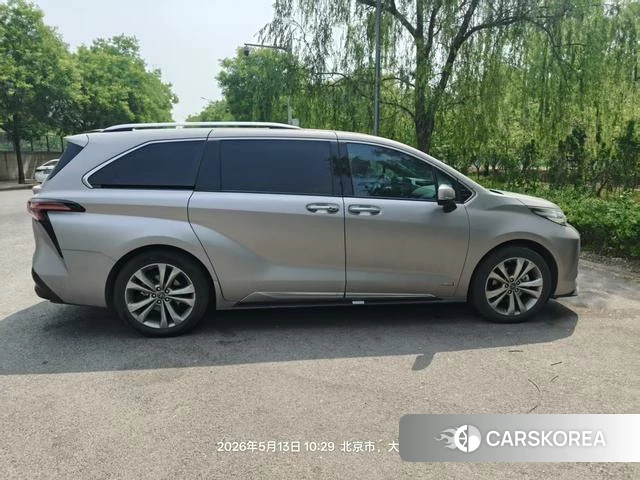 Toyota Saina id 4314109 из Китая 9