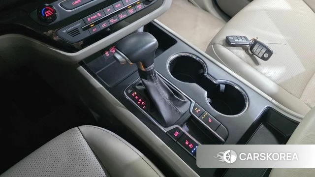 Kia The New Carnival id 4746419 из Кореи 19