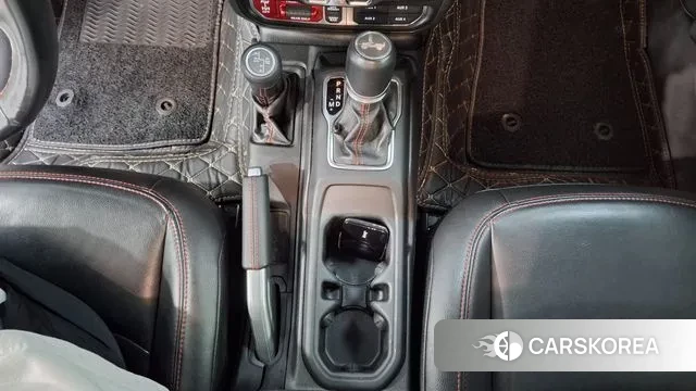 Jeep Wrangler (JL) id 3229609 из Кореи 19