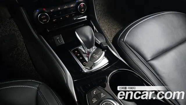 Infiniti Q30 id 2711954 из Кореи 19