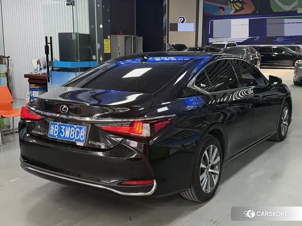 Lexus ES id 4628003 из Китая 9