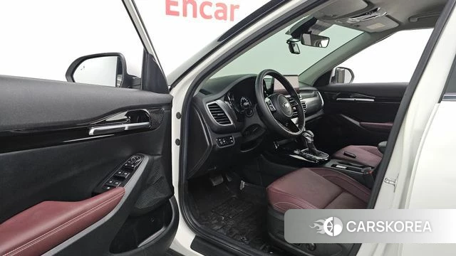 Kia Seltos id 4759344 из Кореи 29